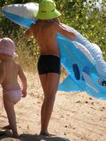 Rio boys, August 2560 - today's beach treasures - 6 - a boy with a dolphin