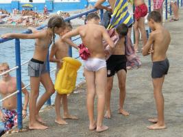 Crimea boy wonders, August 2556