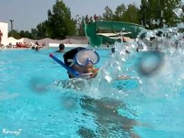 Holidays 11 - Erw - In the swimming pool (videocaps)