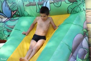 Holidays 11 - Enzo - Bouncy castle