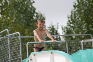Holidays 08 - Florian - Water slide (HQ)