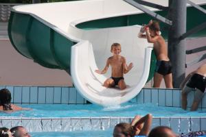 Holidays 10 - Theo - Swimming pool