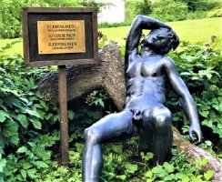 Unknown sculptor - Finland, the municipality of Raasepori, Mustio Castle garden