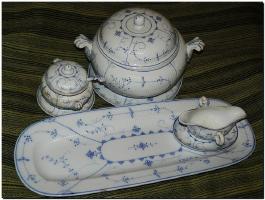 Set of dishes from Emperor Age